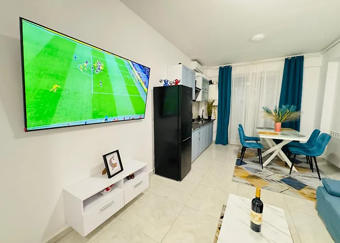 By Mamaia Nord * Năvodari