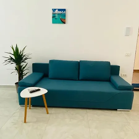 By Mamaia Nord Năvodari