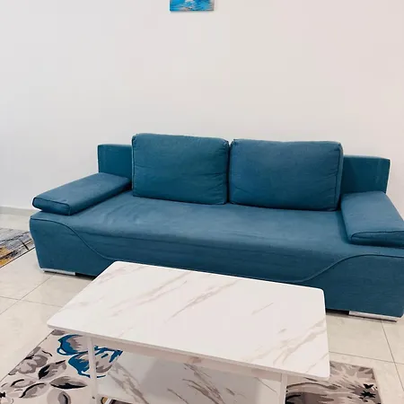 By Mamaia Nord Apartament *